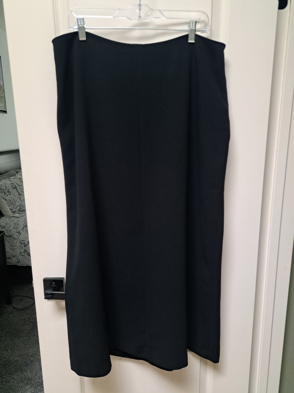 Louben Woman Classic Black Women's Midi Skirt